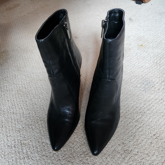 Vince Camuto Sakinah ankle boots - Picture 3 of 7